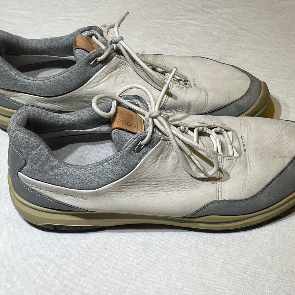 Ecco Biom Hybrid 3 Men's spikeless golf shoes